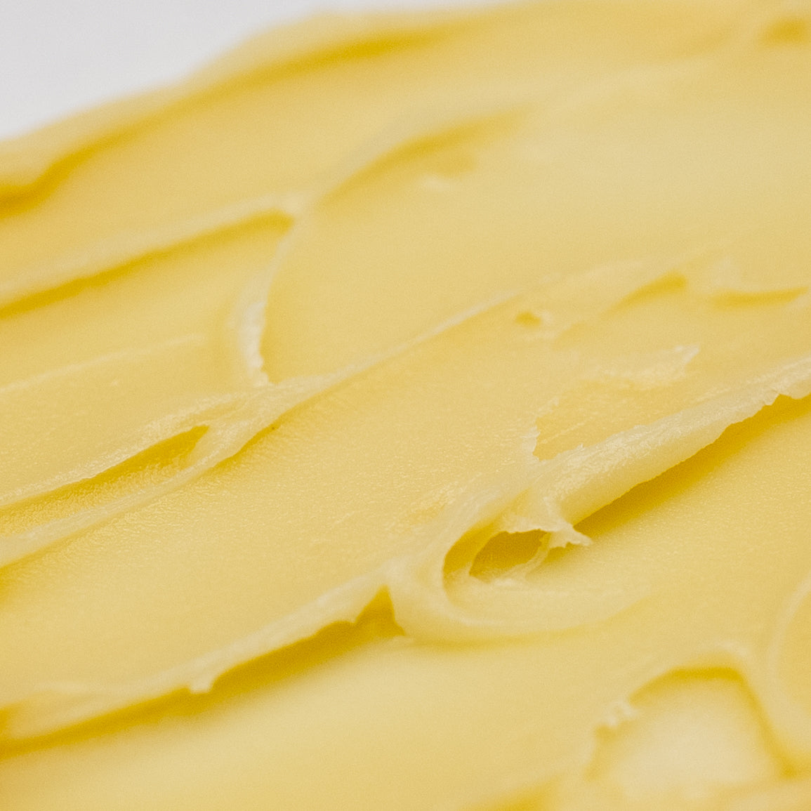Golden Rejuvenate Face Cream texture.