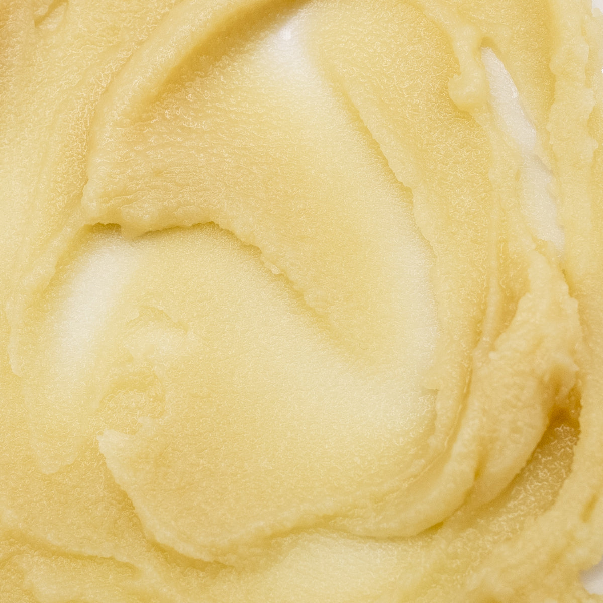 Pale Clarify Face Cream texture.